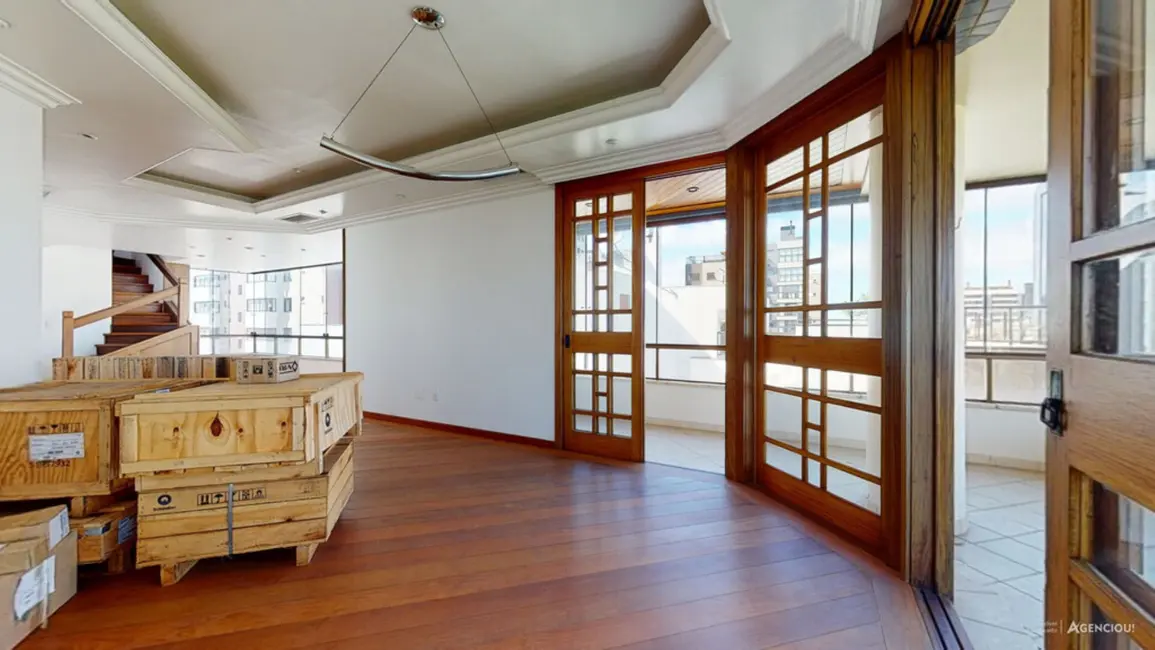 Apartamento com 5 quartos à venda, 410m2 em Petrópolis, Porto Alegre - RS - imagem 8 Foto 8 de Apartamento com 5 quartos à venda, 410m2 em Petrópolis, Porto Alegre - RS