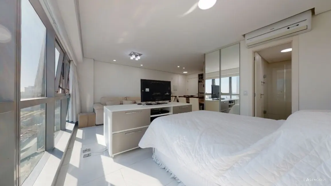 Foto 9 de Loft / Flat com 1 quarto à venda, 38m2 em Praia de Belas, Porto Alegre - RS