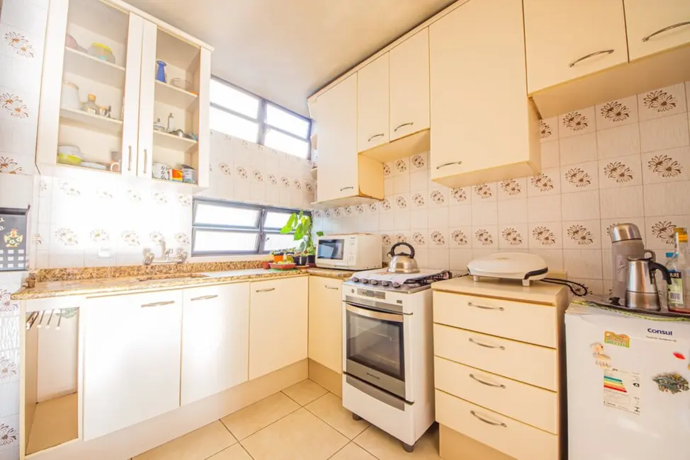 Casa com 3 quartos à venda, 122m2 em Cristo Redentor, Porto Alegre - RS - imagem 8 Foto 8 de Casa com 3 quartos à venda, 122m2 em Cristo Redentor, Porto Alegre - RS