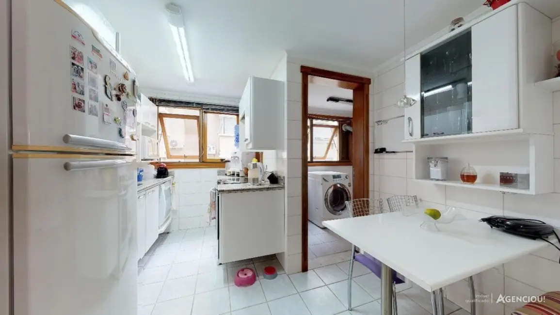 Foto 7 de Apartamento com 3 quartos à venda, 131m2 em Santana, Porto Alegre - RS