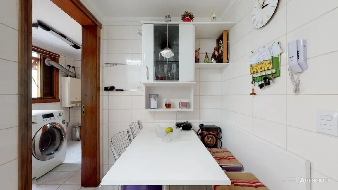 Foto 8 de Apartamento com 3 quartos à venda, 131m2 em Santana, Porto Alegre - RS