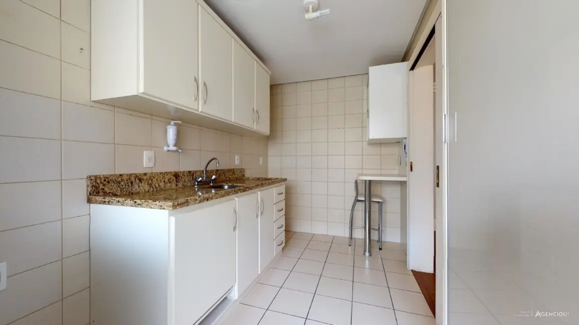 Foto 9 de Apartamento com 2 quartos à venda, 69m2 em Higienópolis, Porto Alegre - RS