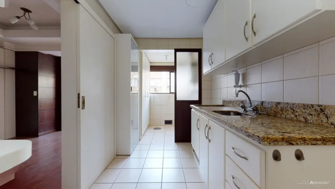 Foto 8 de Apartamento com 2 quartos à venda, 69m2 em Higienópolis, Porto Alegre - RS