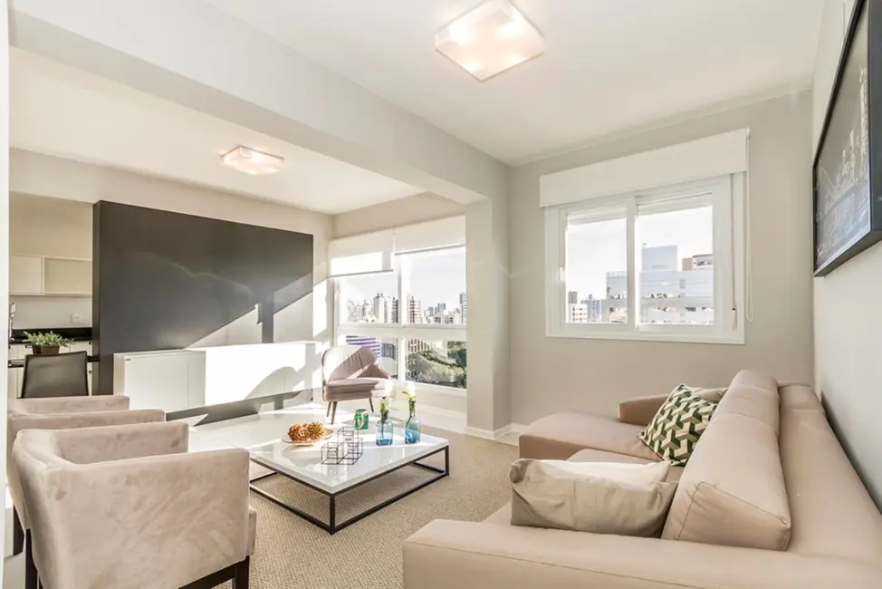 Apartamento com 1 quarto à venda, 45m2 em Menino Deus, Porto Alegre - RS - imagem 9 Foto 9 de Apartamento com 1 quarto à venda, 45m2 em Menino Deus, Porto Alegre - RS