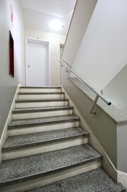 Foto 2 de Apartamento com 2 quartos à venda, 58m2 em Vila Ipiranga, Porto Alegre - RS