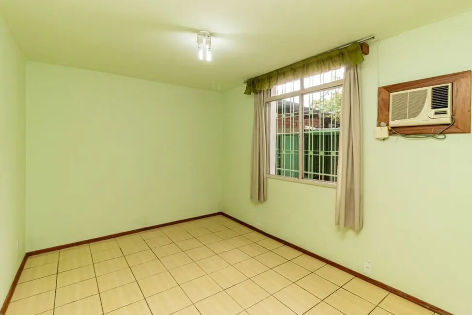 Casa com 3 quartos à venda, 149m2 em Glória, Porto Alegre - RS - imagem 5 Foto 5 de Casa com 3 quartos à venda, 149m2 em Glória, Porto Alegre - RS