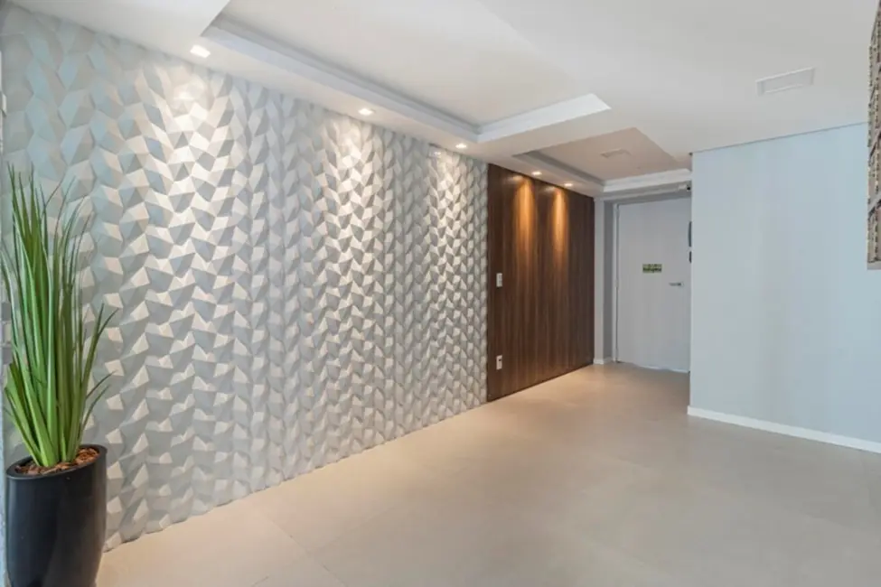 Apartamento com 2 quartos à venda, 80m2 em Petrópolis, Porto Alegre - RS - imagem 9 Foto 9 de Apartamento com 2 quartos à venda, 80m2 em Petrópolis, Porto Alegre - RS