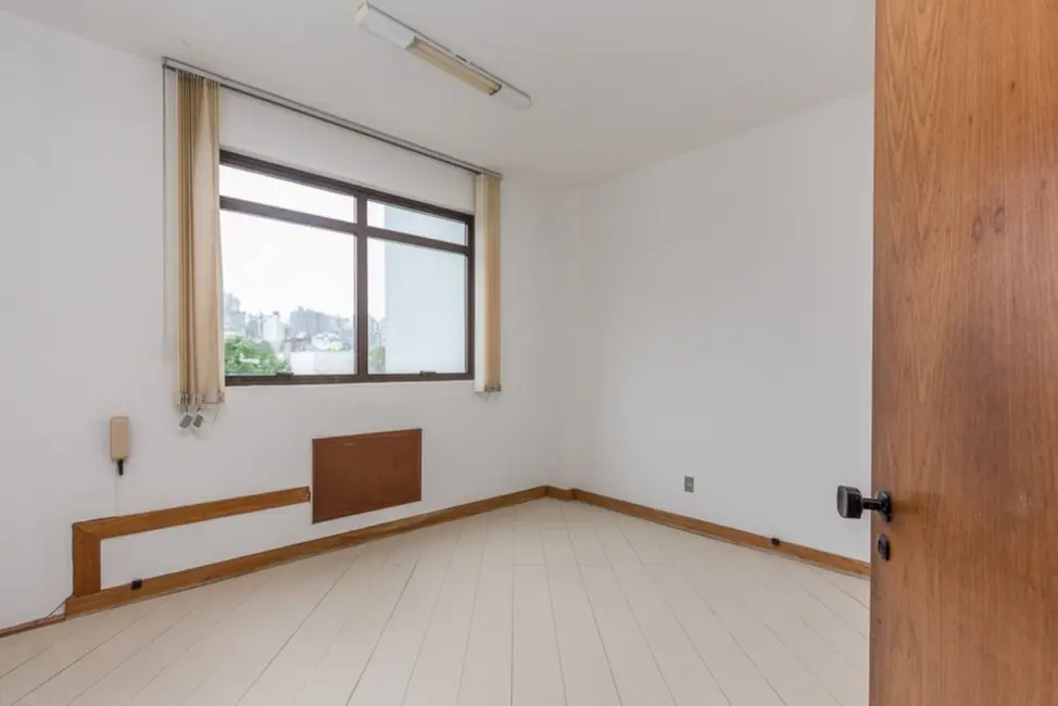 Foto 7 de Sala Comercial à venda, 59m2 em Auxiliadora, Porto Alegre - RS