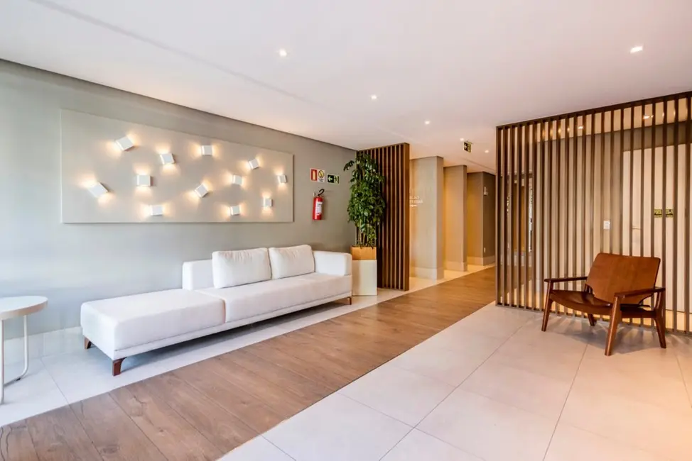 Foto 2 de Apartamento com 2 quartos à venda, 69m2 em Cristo Redentor, Porto Alegre - RS
