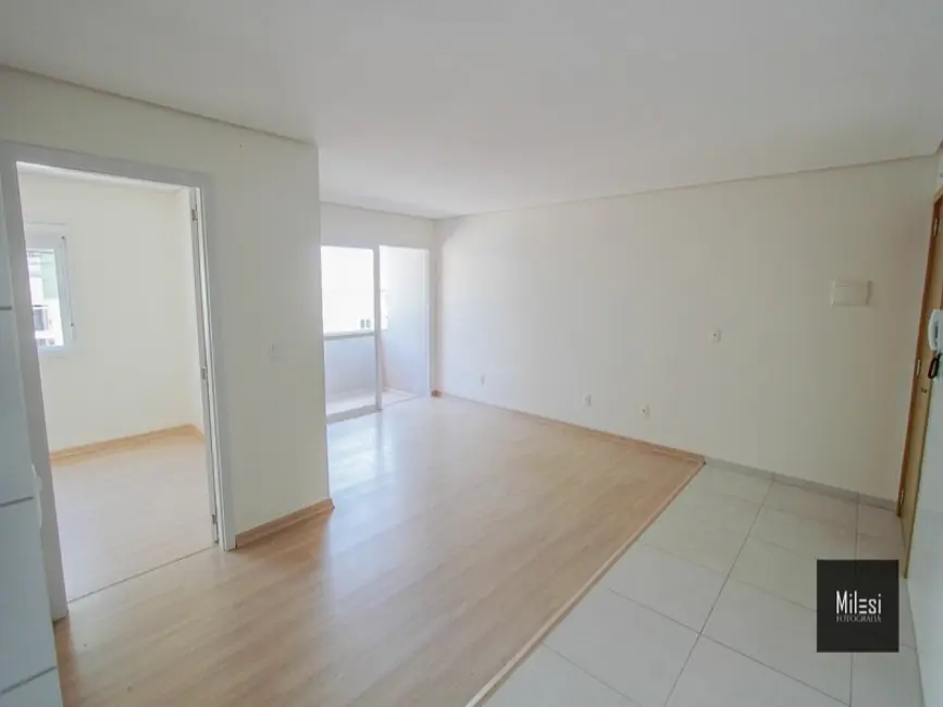 Apartamento com 1 quarto à venda, 46m2 em São Victor COHAB, Caxias Do Sul - RS - imagem 4 Foto 4 de Apartamento com 1 quarto à venda, 46m2 em São Victor COHAB, Caxias Do Sul - RS