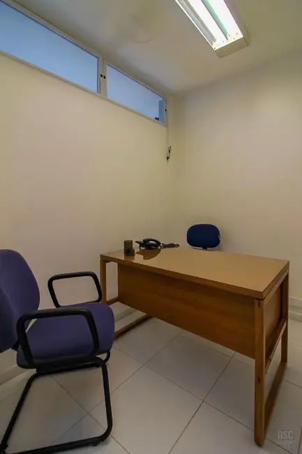 Foto 7 de Loja à venda, 244m2 em Glória, Porto Alegre - RS