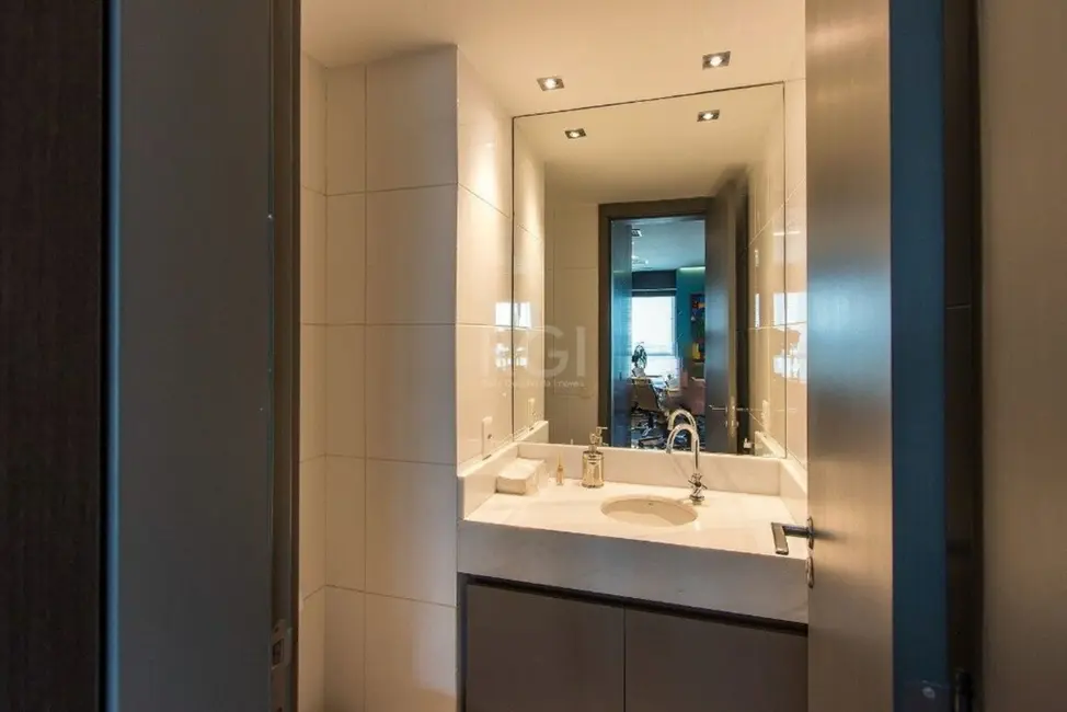 Foto 9 de Sala Comercial à venda, 86m2 em Cristal, Porto Alegre - RS