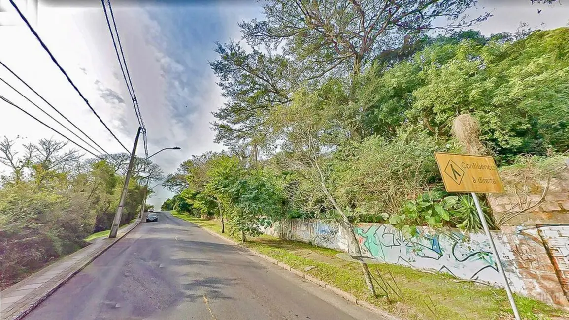 Foto 1 de Terreno / Lote à venda, 193m2 em Guarujá, Porto Alegre - RS