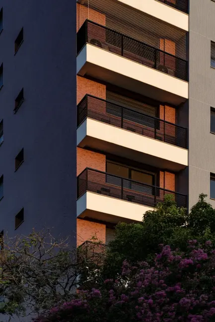 Apartamento com 3 quartos à venda, 102m2 em Passo da Areia, Porto Alegre - RS - imagem 5 Foto 5 de Apartamento com 3 quartos à venda, 102m2 em Passo da Areia, Porto Alegre - RS