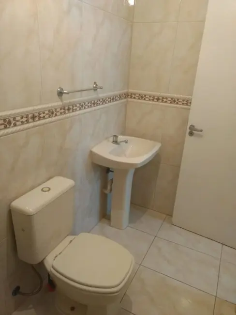 Foto 7 de Casa com 3 quartos à venda, 272m2 em Jardim Itu, Porto Alegre - RS