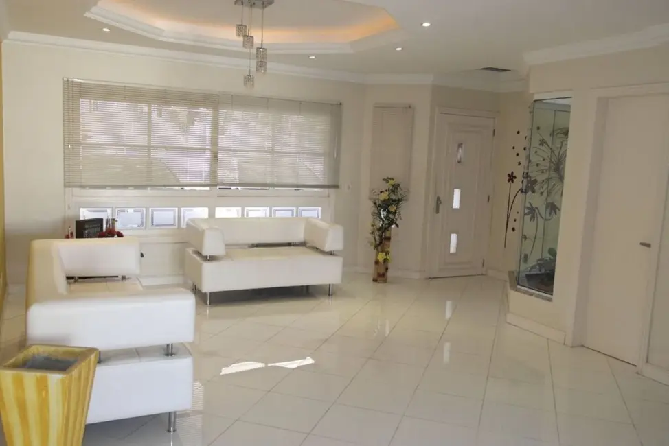 Foto 3 de Casa com 3 quartos à venda, 272m2 em Jardim Itu, Porto Alegre - RS