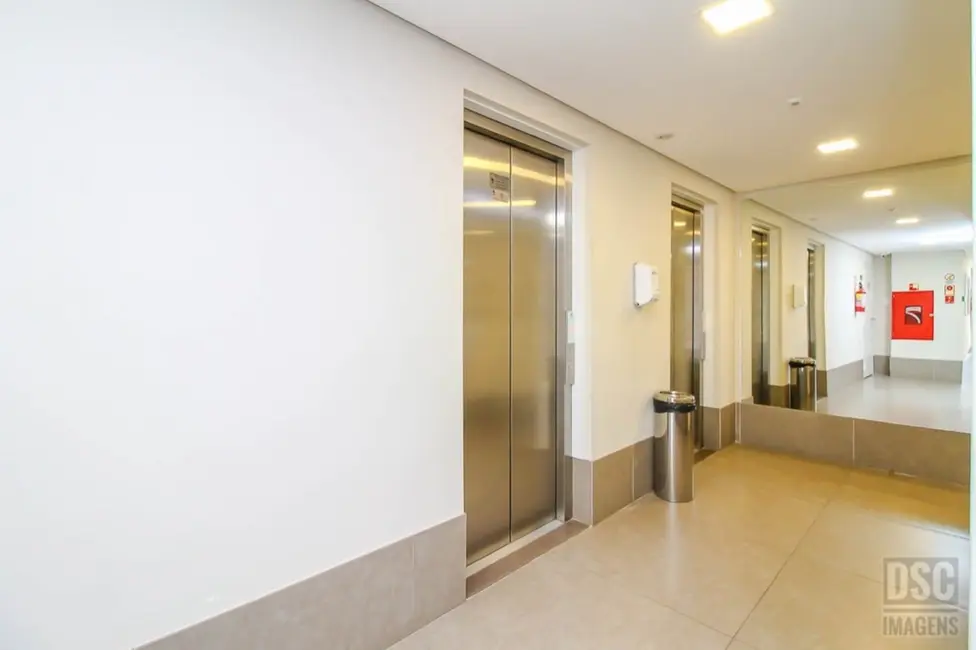 Apartamento com 3 quartos à venda, 110m2 em Menino Deus, Porto Alegre - RS - imagem 7 Foto 7 de Apartamento com 3 quartos à venda, 110m2 em Menino Deus, Porto Alegre - RS