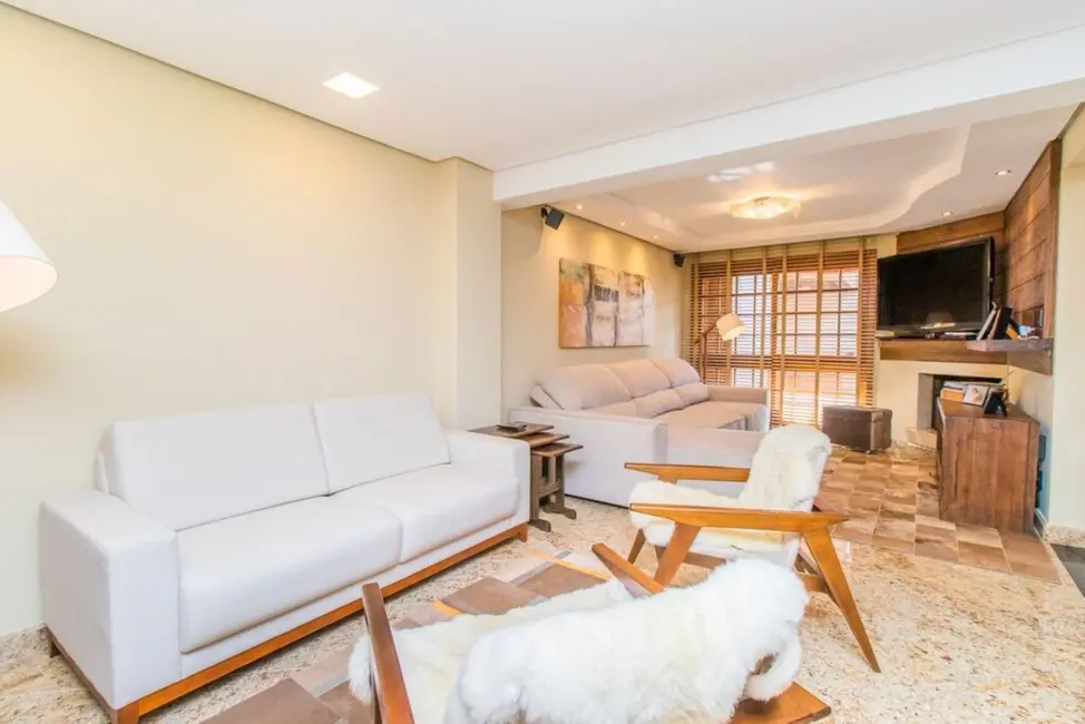 Foto 7 de Casa com 3 quartos à venda, 306m2 em Chácara das Pedras, Porto Alegre - RS