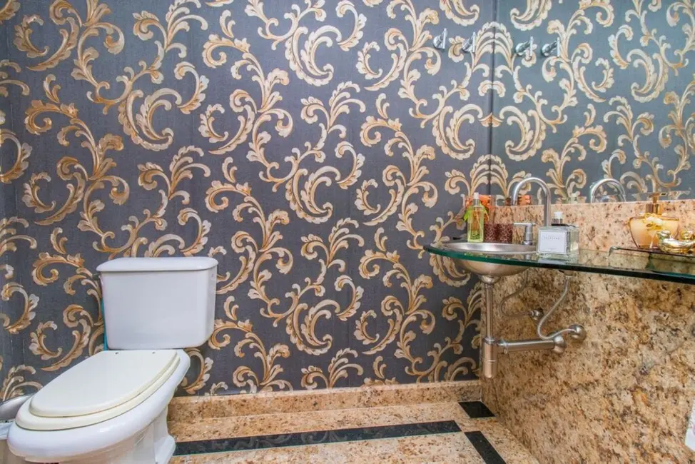 Foto 3 de Casa com 3 quartos à venda, 306m2 em Chácara das Pedras, Porto Alegre - RS