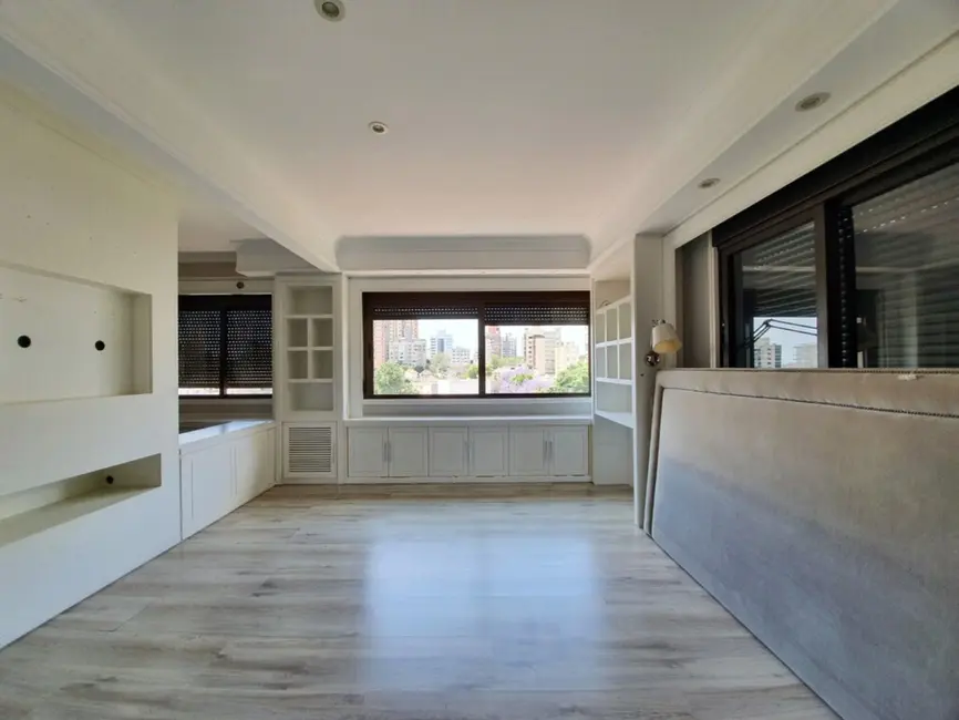 Foto 6 de Apartamento com 3 quartos à venda, 230m2 em Higienópolis, Porto Alegre - RS