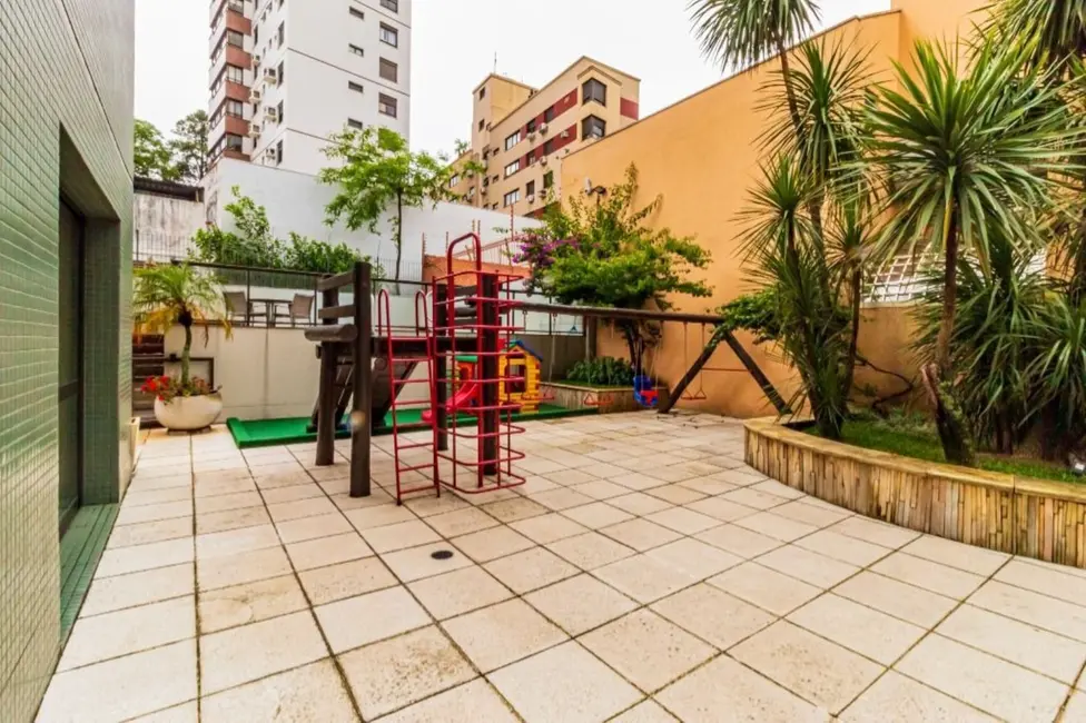Foto 6 de Apartamento com 3 quartos à venda, 244m2 em Rio Branco, Porto Alegre - RS