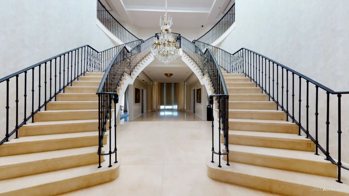 Casa com 10 quartos à venda, 1165m2 em Belém Novo, Porto Alegre - RS - imagem 2 Foto 2 de Casa com 10 quartos à venda, 1165m2 em Belém Novo, Porto Alegre - RS