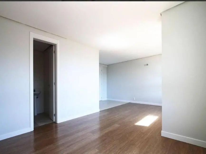 Apartamento com 1 quarto à venda, 38m2 em Caxias Do Sul - RS - imagem 4 Foto 4 de Apartamento com 1 quarto à venda, 38m2 em Caxias Do Sul - RS