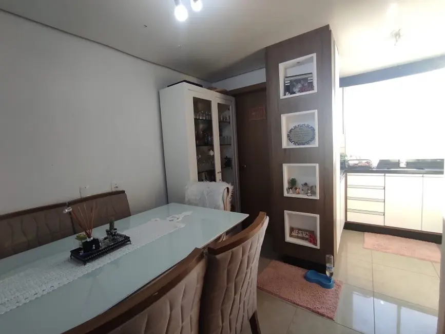 Casa com 2 quartos à venda, 83m2 em Desvio Rizzo, Caxias Do Sul - RS - imagem 5 Foto 5 de Casa com 2 quartos à venda, 83m2 em Desvio Rizzo, Caxias Do Sul - RS