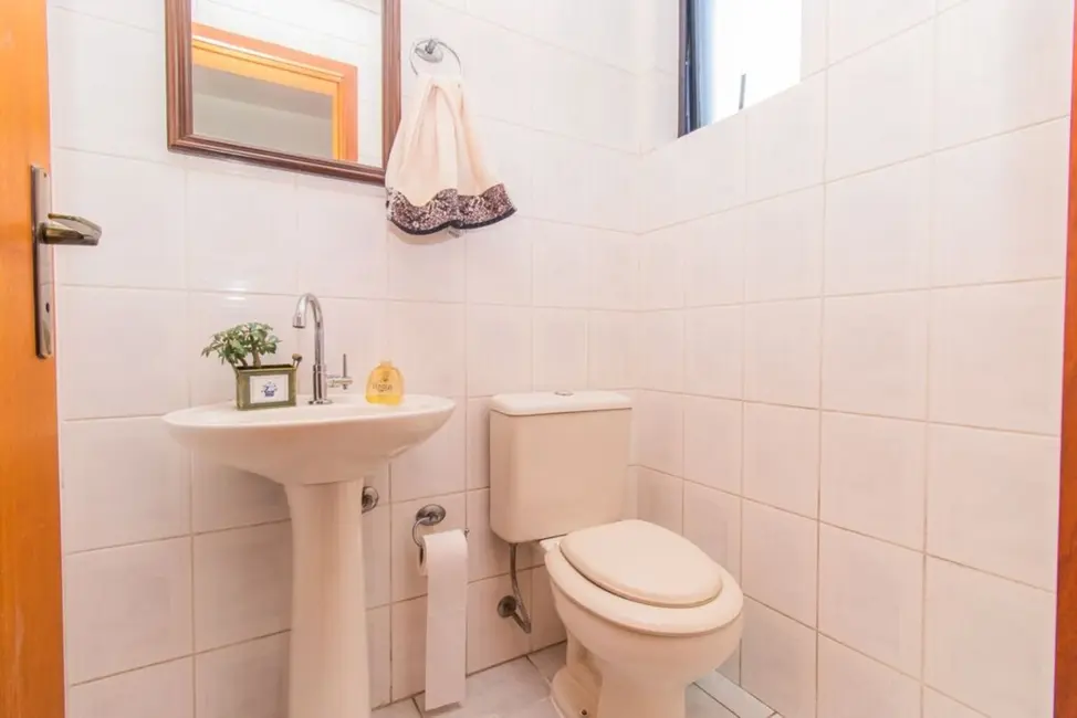 Foto 6 de Sala Comercial à venda, 32m2 em Passo da Areia, Porto Alegre - RS