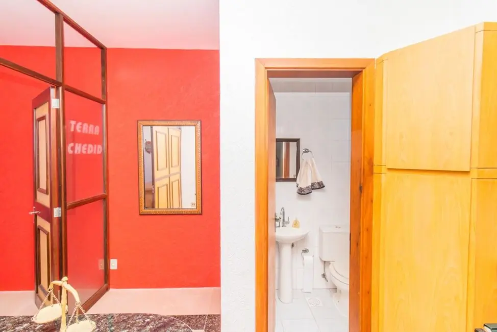 Foto 5 de Sala Comercial à venda, 32m2 em Passo da Areia, Porto Alegre - RS