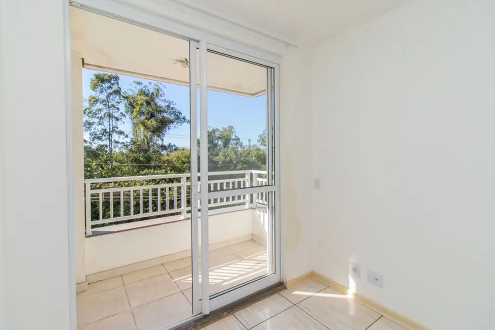 Apartamento com 2 quartos à venda, 51m2 em Humaitá, Porto Alegre - RS - imagem 4 Foto 4 de Apartamento com 2 quartos à venda, 51m2 em Humaitá, Porto Alegre - RS