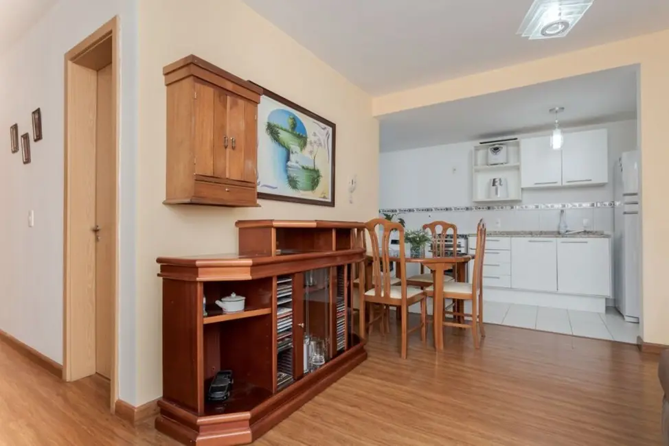 Foto 3 de Apartamento com 3 quartos à venda, 68m2 em Jardim Carvalho, Porto Alegre - RS