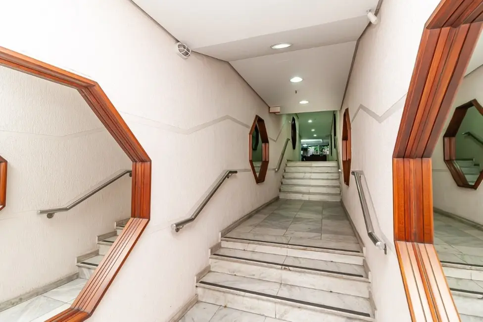 Foto 6 de Sala Comercial à venda, 36m2 em Moinhos de Vento, Porto Alegre - RS