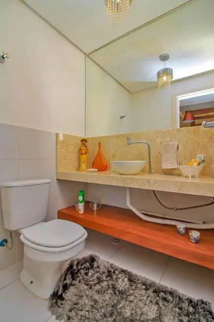 Casa com 3 quartos à venda, 139m2 em Ipanema, Porto Alegre - RS - imagem 9 Foto 9 de Casa com 3 quartos à venda, 139m2 em Ipanema, Porto Alegre - RS