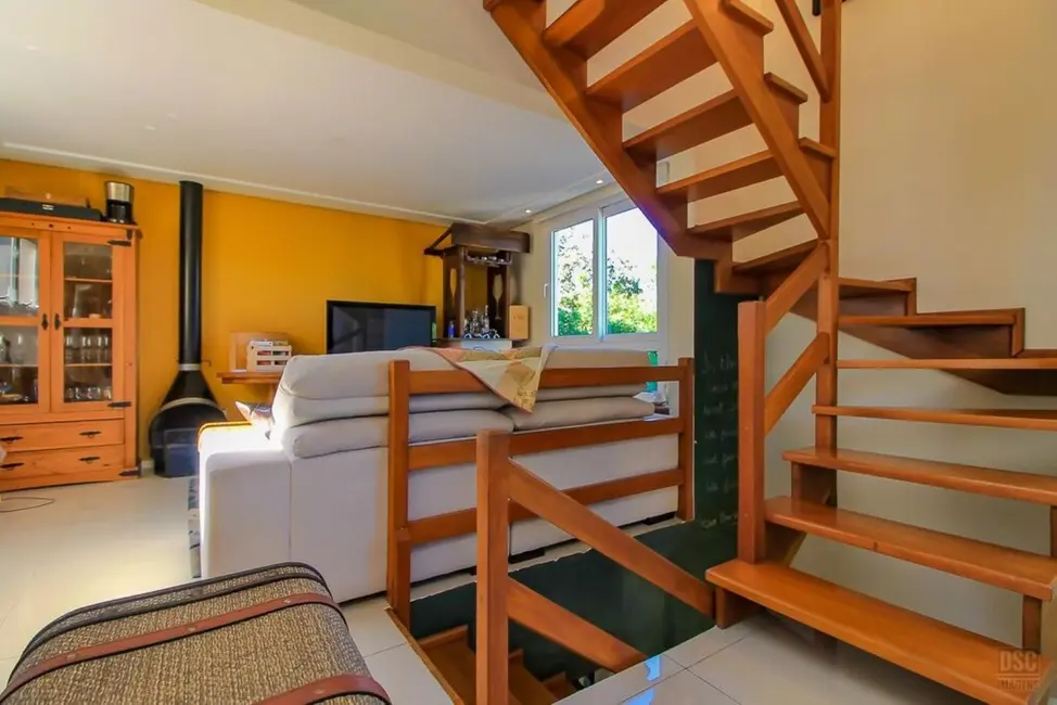 Casa com 3 quartos à venda, 139m2 em Ipanema, Porto Alegre - RS - imagem 3 Foto 3 de Casa com 3 quartos à venda, 139m2 em Ipanema, Porto Alegre - RS