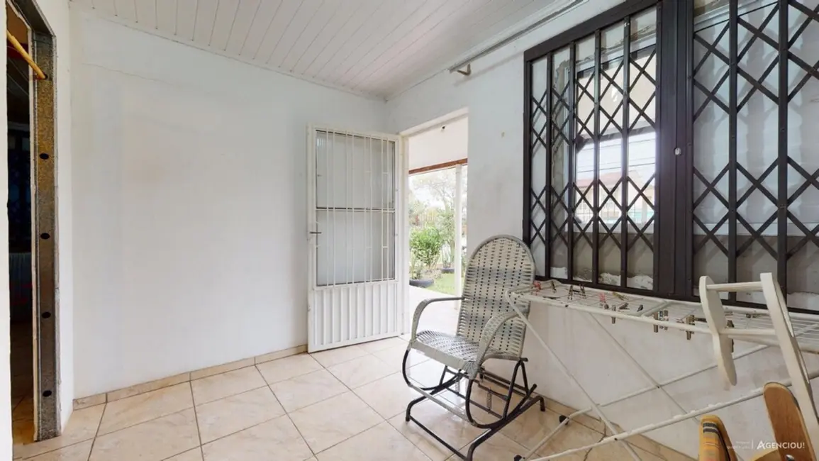 Casa com 2 quartos à venda, 480m2 em Campo Novo, Porto Alegre - RS - imagem 4 Foto 4 de Casa com 2 quartos à venda, 480m2 em Campo Novo, Porto Alegre - RS