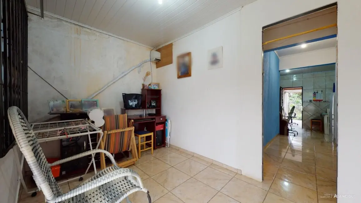 Casa com 2 quartos à venda, 480m2 em Campo Novo, Porto Alegre - RS - imagem 3 Foto 3 de Casa com 2 quartos à venda, 480m2 em Campo Novo, Porto Alegre - RS