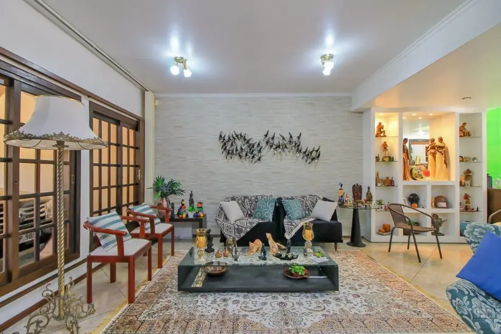 Casa com 3 quartos à venda, 198m2 em Cavalhada, Porto Alegre - RS - imagem 4 Foto 4 de Casa com 3 quartos à venda, 198m2 em Cavalhada, Porto Alegre - RS