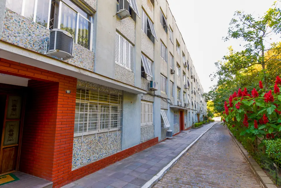 Foto 4 de Apartamento com 2 quartos à venda, 75m2 em Medianeira, Porto Alegre - RS