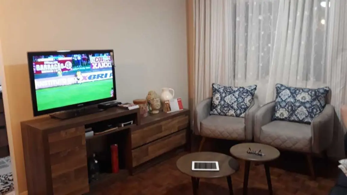 Foto 2 de Apartamento com 3 quartos à venda, 75m2 em Jardim Floresta, Porto Alegre - RS