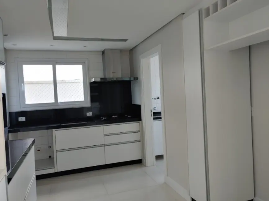 Apartamento com 3 quartos à venda, 138m2 em Exposição, Caxias Do Sul - RS - imagem 8 Foto 8 de Apartamento com 3 quartos à venda, 138m2 em Exposição, Caxias Do Sul - RS