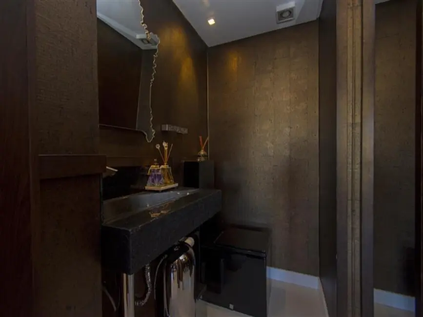 Apartamento com 2 quartos à venda, 169m2 em Exposição, Caxias Do Sul - RS - imagem 8 Foto 8 de Apartamento com 2 quartos à venda, 169m2 em Exposição, Caxias Do Sul - RS