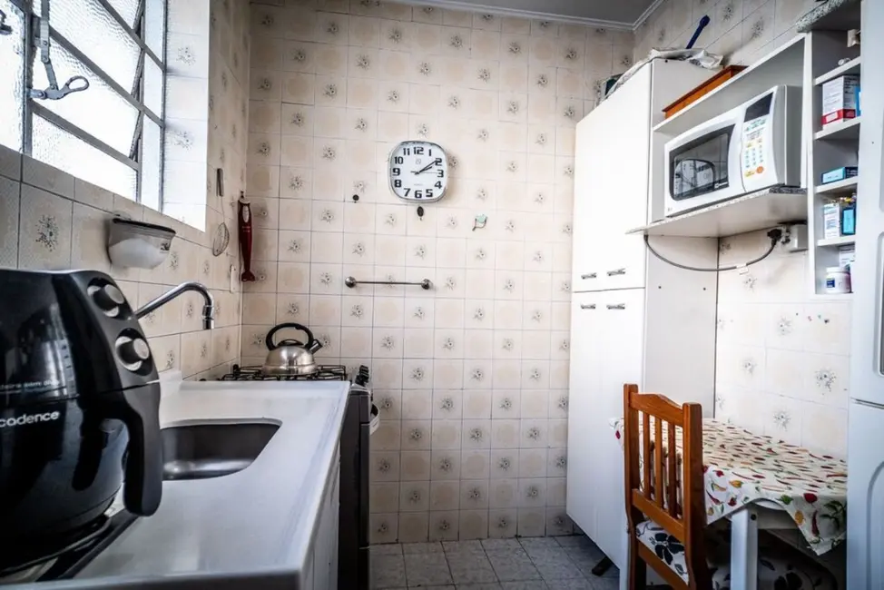 Casa com 3 quartos à venda, 200m2 em Petrópolis, Porto Alegre - RS - imagem 8 Foto 8 de Casa com 3 quartos à venda, 200m2 em Petrópolis, Porto Alegre - RS