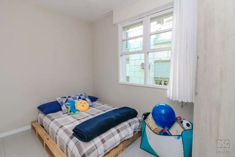 Foto 8 de Apartamento com 2 quartos à venda, 47m2 em Cristal, Porto Alegre - RS