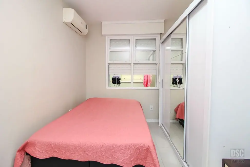 Foto 9 de Apartamento com 2 quartos à venda, 47m2 em Cristal, Porto Alegre - RS