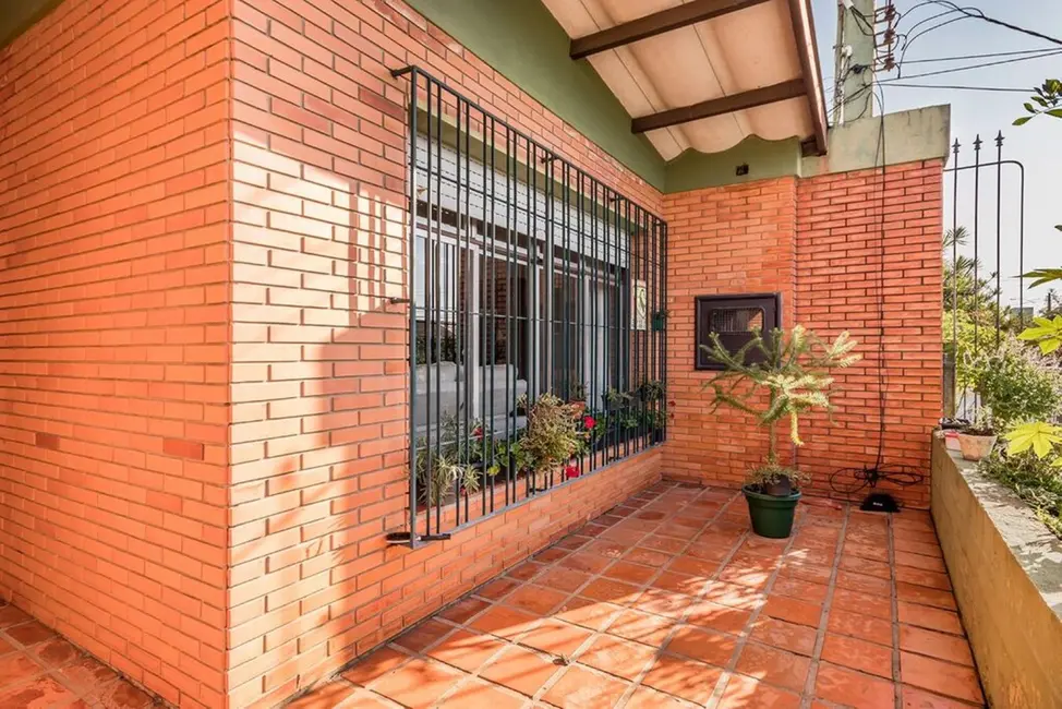 Foto 3 de Casa com 4 quartos à venda, 191m2 em Jardim Itu Sabará, Porto Alegre - RS