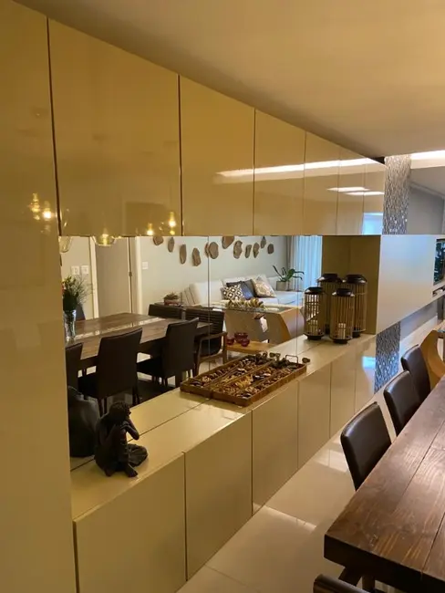 Apartamento com 3 quartos à venda, 189m2 em Exposição, Caxias Do Sul - RS - imagem 3 Foto 3 de Apartamento com 3 quartos à venda, 189m2 em Exposição, Caxias Do Sul - RS