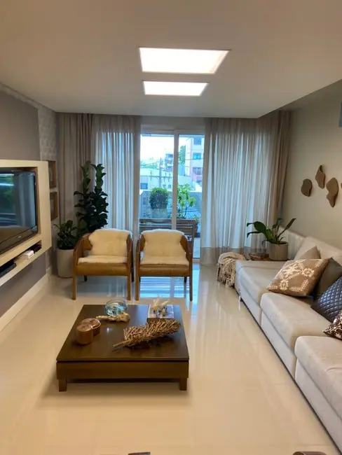 Apartamento com 3 quartos à venda, 189m2 em Exposição, Caxias Do Sul - RS - imagem 2 Foto 2 de Apartamento com 3 quartos à venda, 189m2 em Exposição, Caxias Do Sul - RS