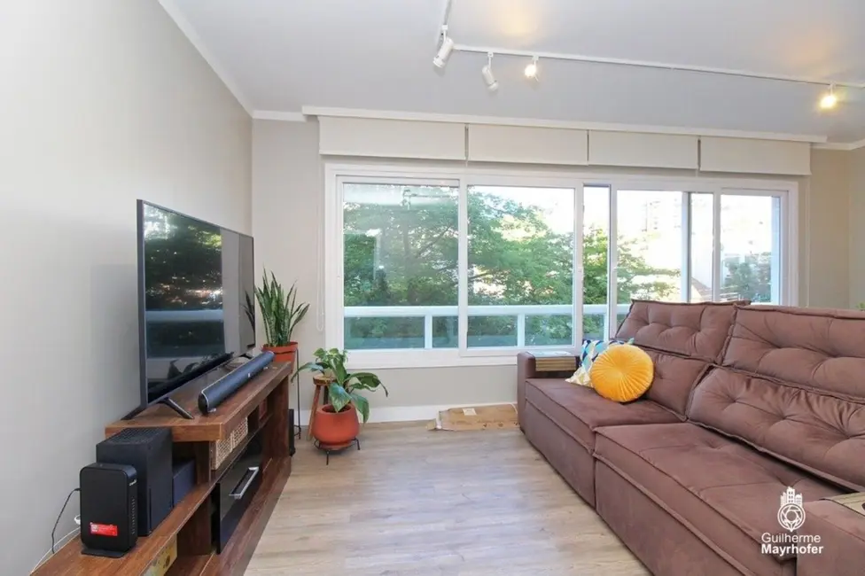 Apartamento com 3 quartos à venda, 99m2 em Menino Deus, Porto Alegre - RS - imagem 4 Foto 4 de Apartamento com 3 quartos à venda, 99m2 em Menino Deus, Porto Alegre - RS