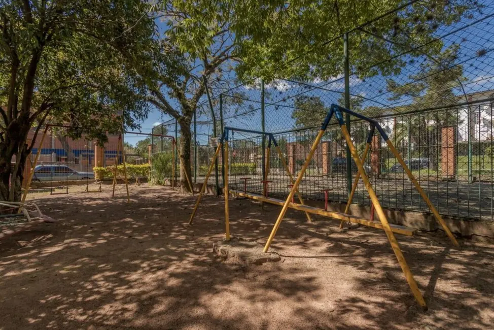 Foto 2 de Casa de Condomínio com 2 quartos à venda, 80m2 em Morro Santana, Porto Alegre - RS